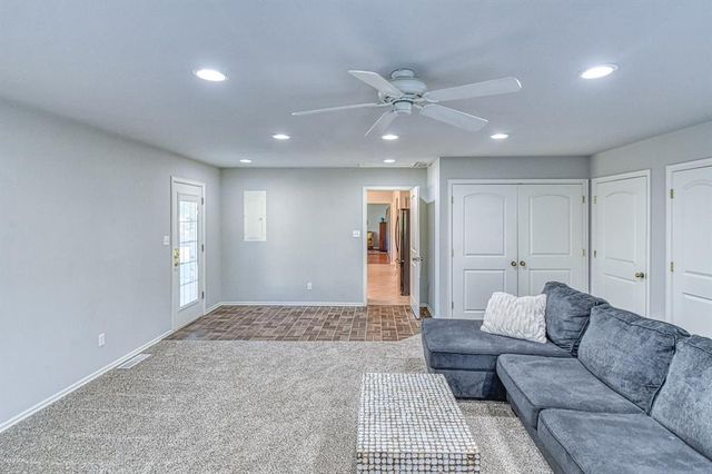 1221 Cruce Street, Norman, OK 73069