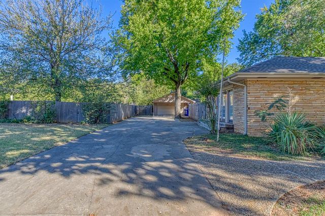 1221 Cruce Street, Norman, OK 73069