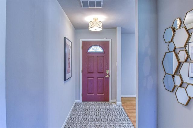 1221 Cruce Street, Norman, OK 73069