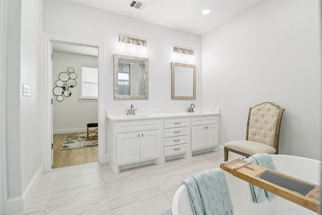 6721 County Road 1140, Leonard, TX 75452