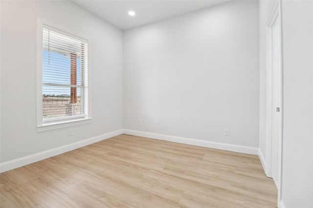 6721 County Road 1140, Leonard, TX 75452