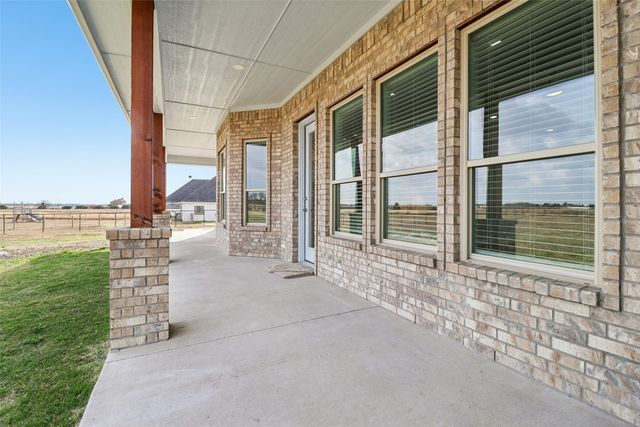 6721 County Road 1140, Leonard, TX 75452