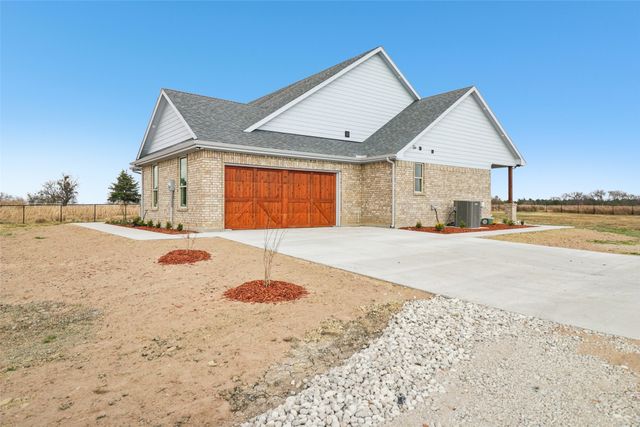 6721 County Road 1140, Leonard, TX 75452