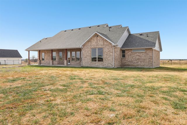 6721 County Road 1140, Leonard, TX 75452