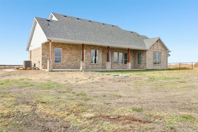 6721 County Road 1140, Leonard, TX 75452