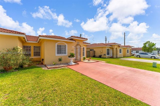 12266 SW 215th Ter, Miami, FL 33177