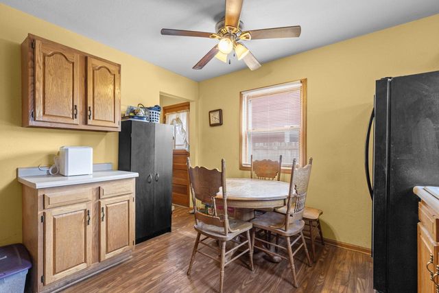 2809 E Armour AVENUE, Milwaukee, WI 53235