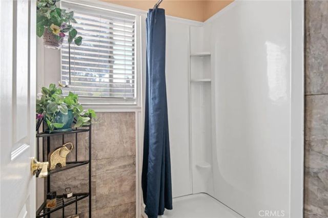 16570 Fairfax Drive, Fontana, CA 92336