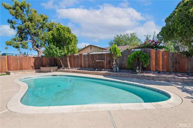 16570 Fairfax Drive, Fontana, CA 92336