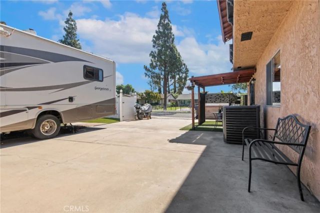 16570 Fairfax Drive, Fontana, CA 92336