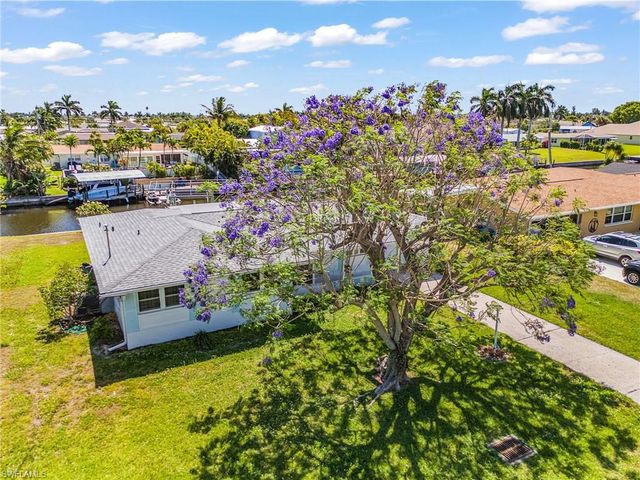 3021 SE 16th PL, Cape Coral, FL 33904
