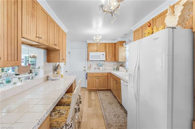 3021 SE 16th PL, Cape Coral, FL 33904