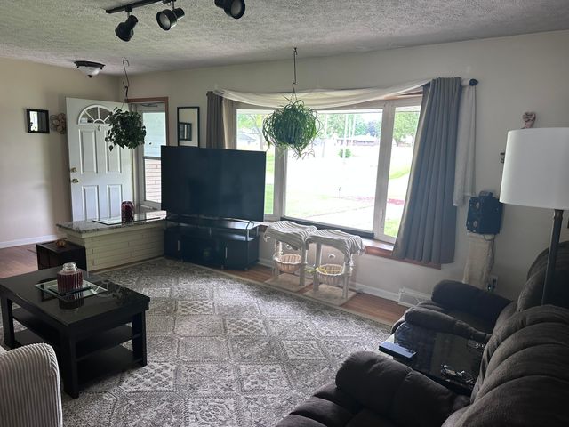 7595 Washington Court, Merrillville, IN 46410
