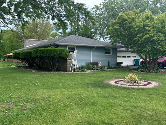 7595 Washington Court, Merrillville, IN 46410