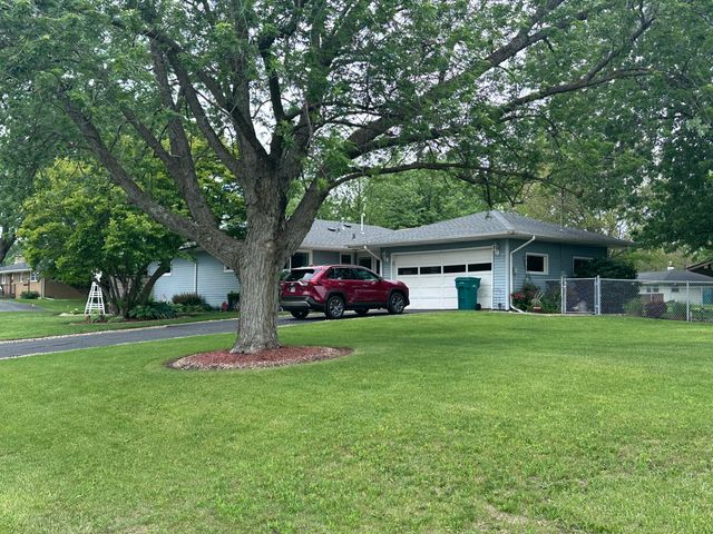 7595 Washington Court, Merrillville, IN 46410