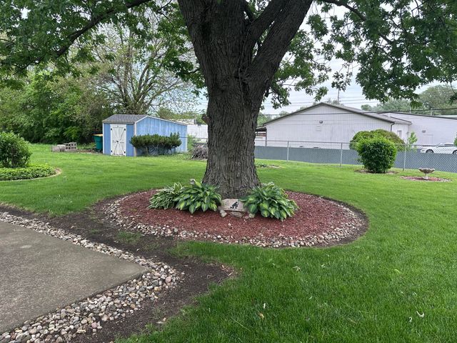 7595 Washington Court, Merrillville, IN 46410