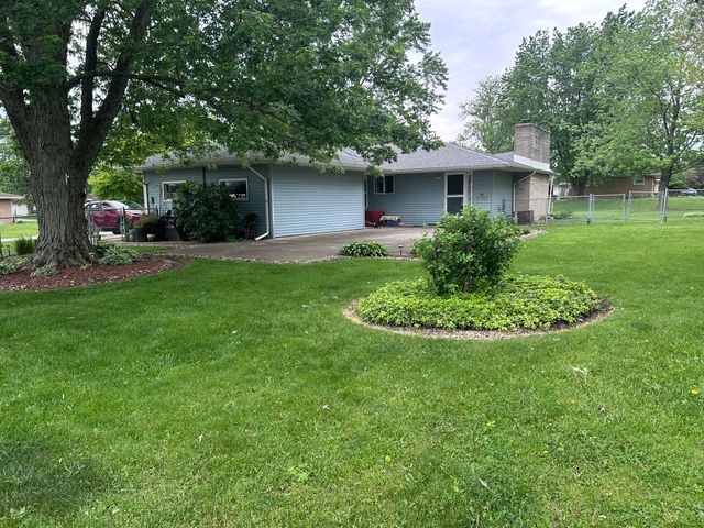 7595 Washington Court, Merrillville, IN 46410