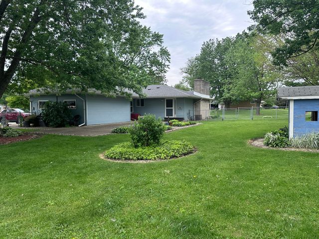 7595 Washington Court, Merrillville, IN 46410