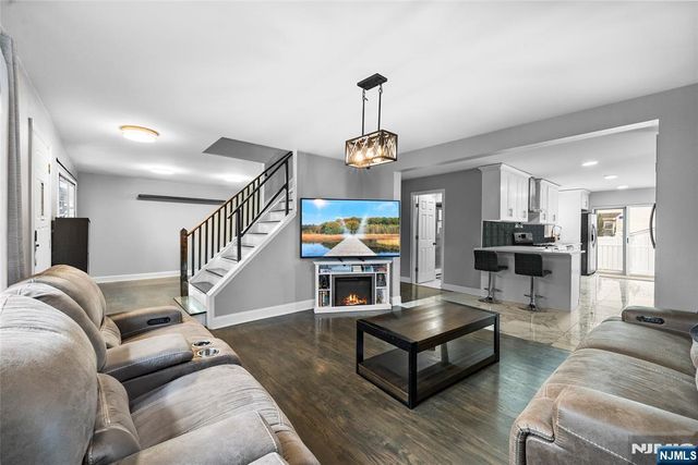 355 Hunter Avenue, Scotch Plains, NJ 07076