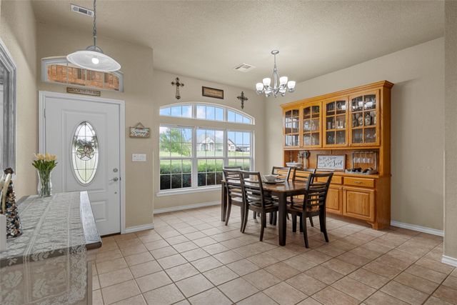 330 N Quail Run Drive, West, TX 76691