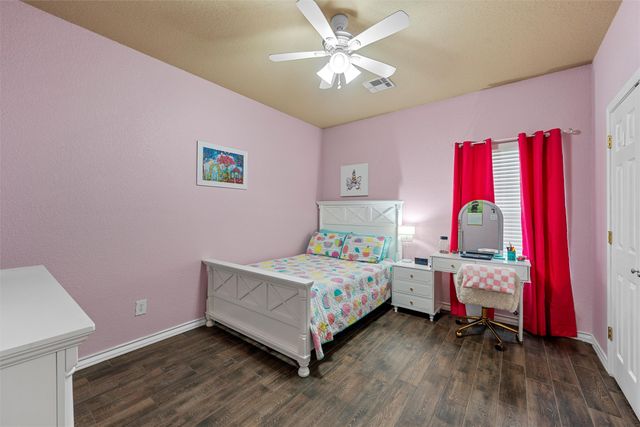 330 N Quail Run Drive, West, TX 76691
