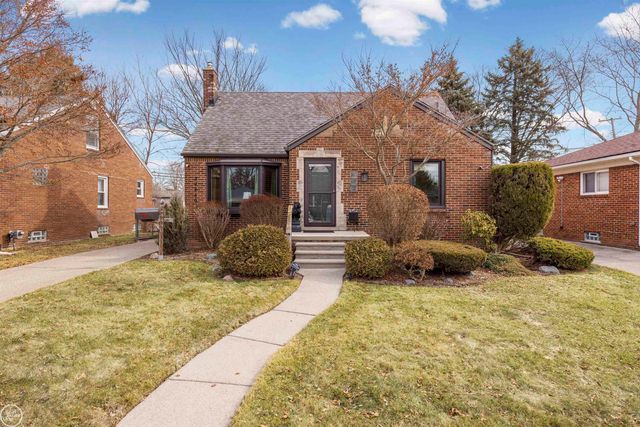 24440 Phlox Avenue, Eastpointe, MI 48021