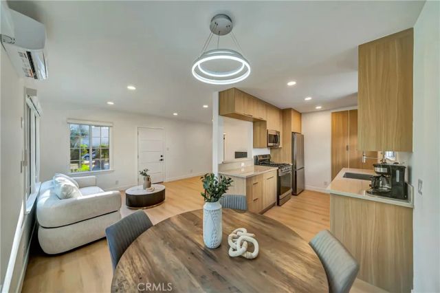 128 Lukens Place, Glendale, CA 91206