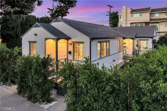 128 Lukens Place, Glendale, CA 91206