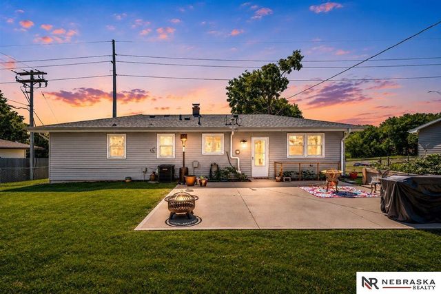4317 N 108th Street, Omaha, NE 68164