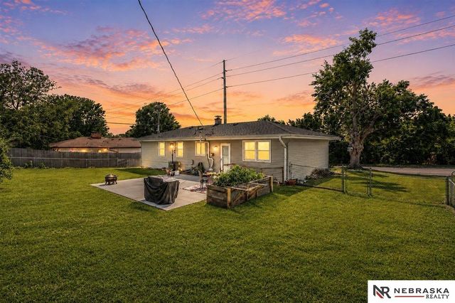 4317 N 108th Street, Omaha, NE 68164