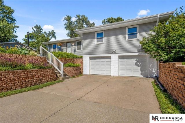 4317 N 108th Street, Omaha, NE 68164