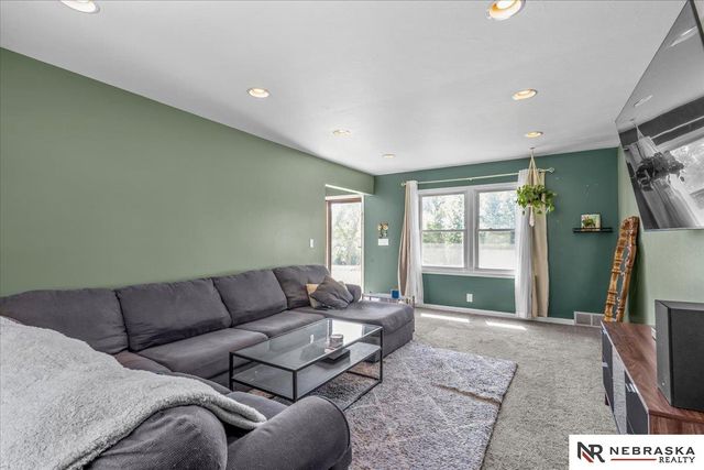 4317 N 108th Street, Omaha, NE 68164