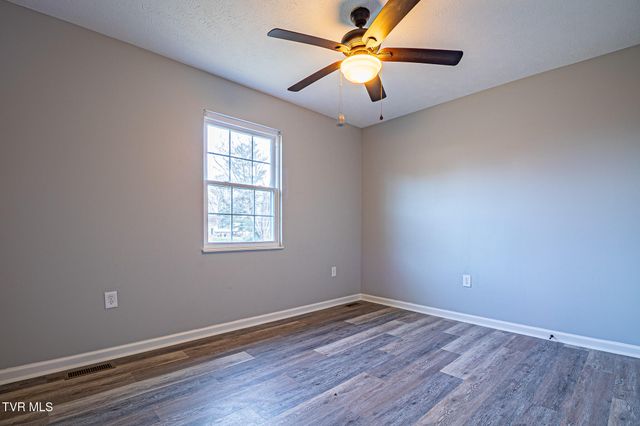 235 Chestnut Street, Church Hill, TN 37642