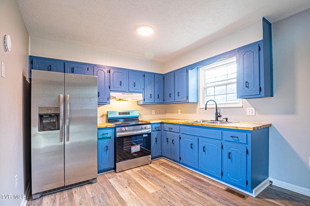 235 Chestnut Street, Church Hill, TN 37642