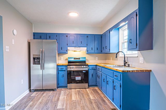 235 Chestnut Street, Church Hill, TN 37642