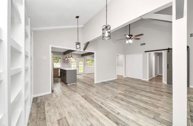 9638 Ravensworth Drive, Houston, TX 77031