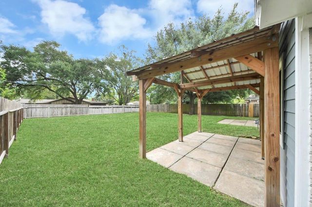 9638 Ravensworth Drive, Houston, TX 77031