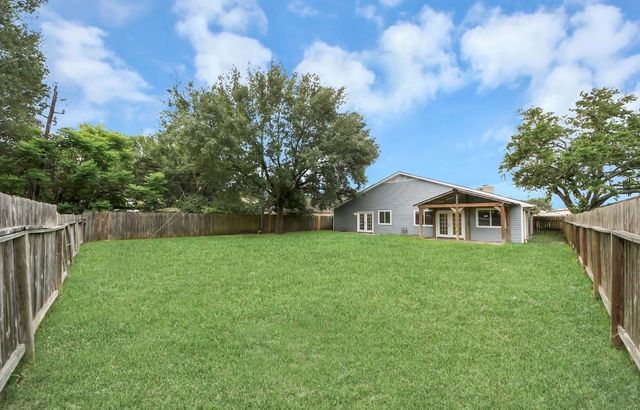 9638 Ravensworth Drive, Houston, TX 77031