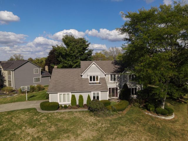 9010 Barassie Place, Dublin, OH 43017