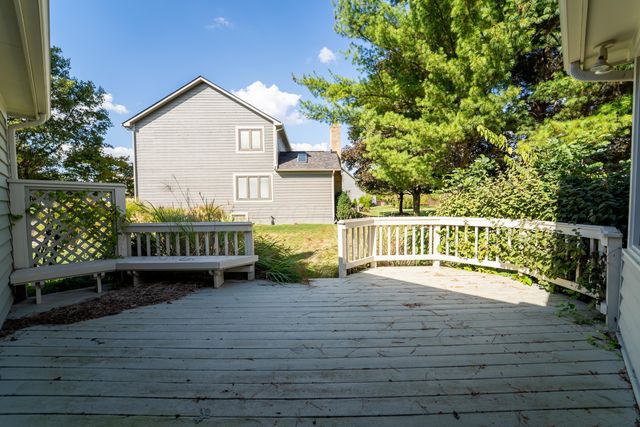 9010 Barassie Place, Dublin, OH 43017