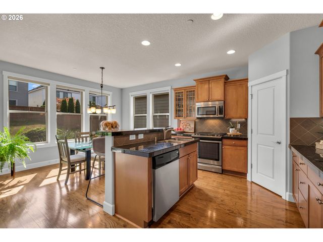 5834 Nw 26TH Ave, Camas, WA 98607