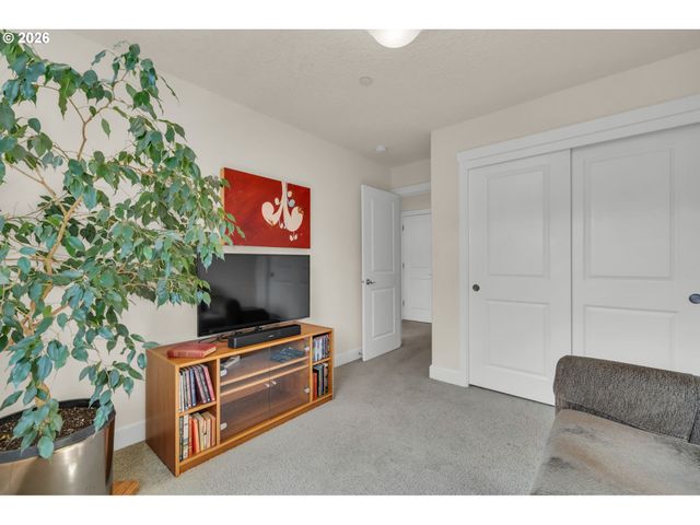 5834 Nw 26TH Ave, Camas, WA 98607