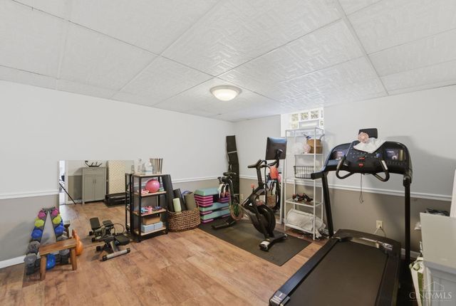 345 Fleming Road, Wyoming, OH 45215