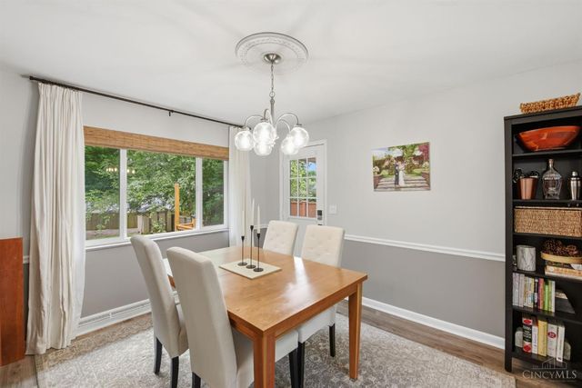 345 Fleming Road, Wyoming, OH 45215