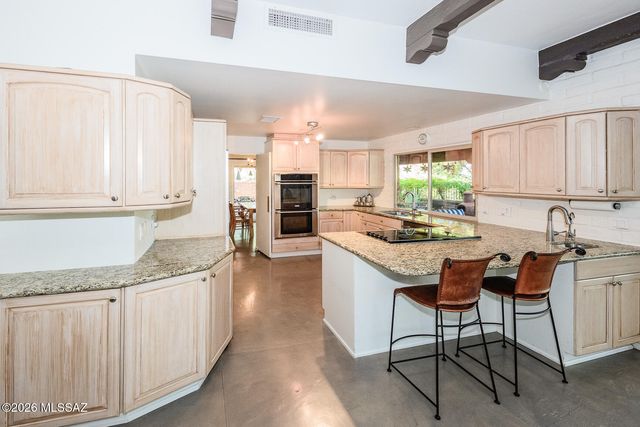 2546 E Avenida De Maria, Tucson, AZ 85718