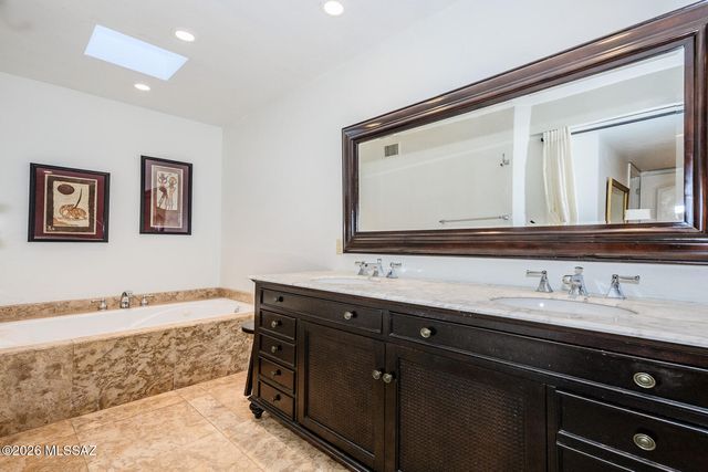 2546 E Avenida De Maria, Tucson, AZ 85718