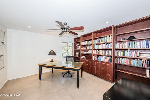 2546 E Avenida De Maria, Tucson, AZ 85718