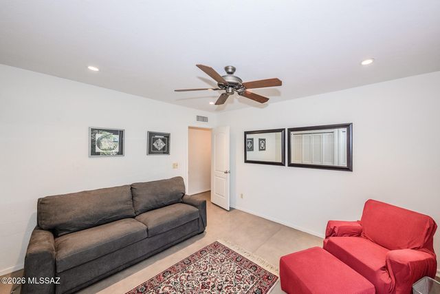 2546 E Avenida De Maria, Tucson, AZ 85718