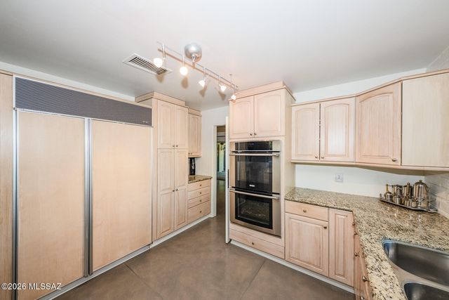 2546 E Avenida De Maria, Tucson, AZ 85718