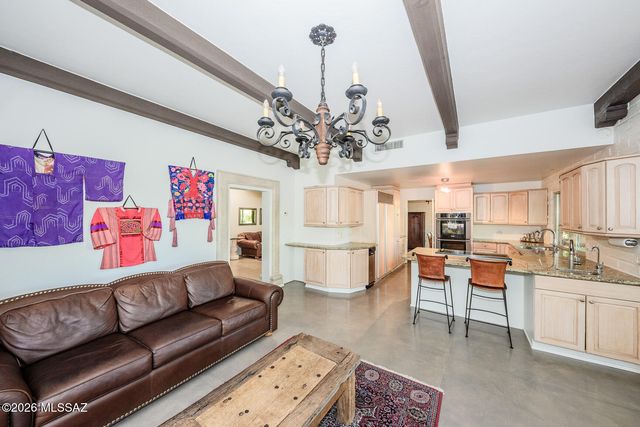 2546 E Avenida De Maria, Tucson, AZ 85718